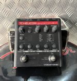 TC Helicon VoiceTone Harmony G XT Usato - immagine 2