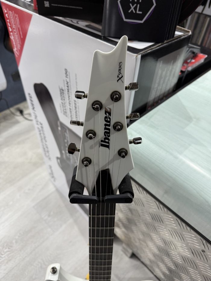 Ibanez XH300-LSH Halberd Luna Shadow Usato - immagine 4